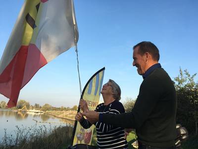 Het strijken van de vlag